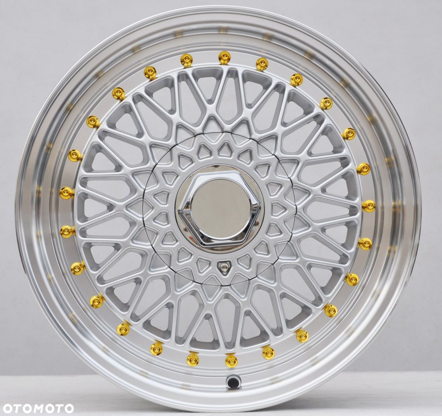 rew032 S FELGI 16 4x100 Z RANTEM DO BMW 3 E21 E30 - 2