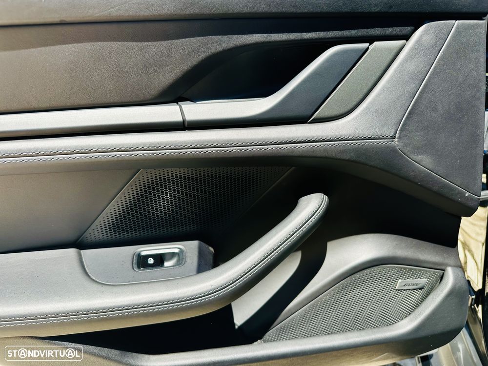 Porsche Taycan Standard - 21