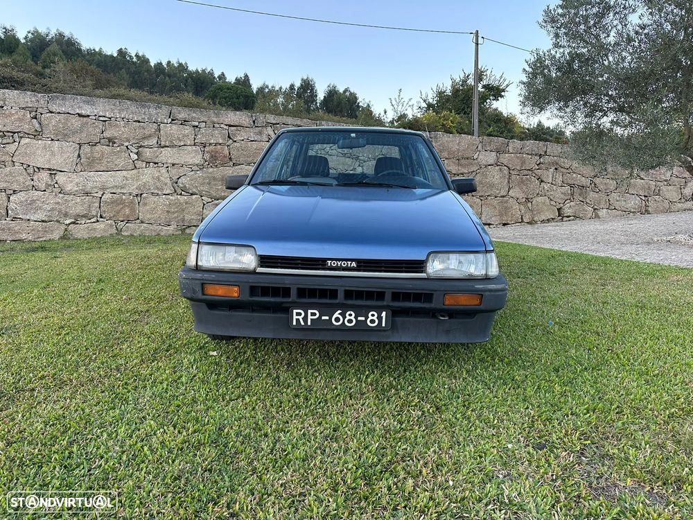 Toyota Starlet 1.0 - 5