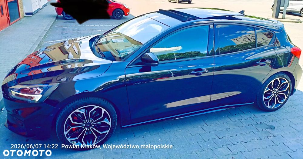 Ford Focus 2.0 EcoBlue STart-Stopp-System ST-LINE X - 14