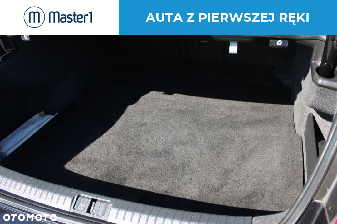 Volkswagen Passat 2.0 TDI SCR Comfortline - 11