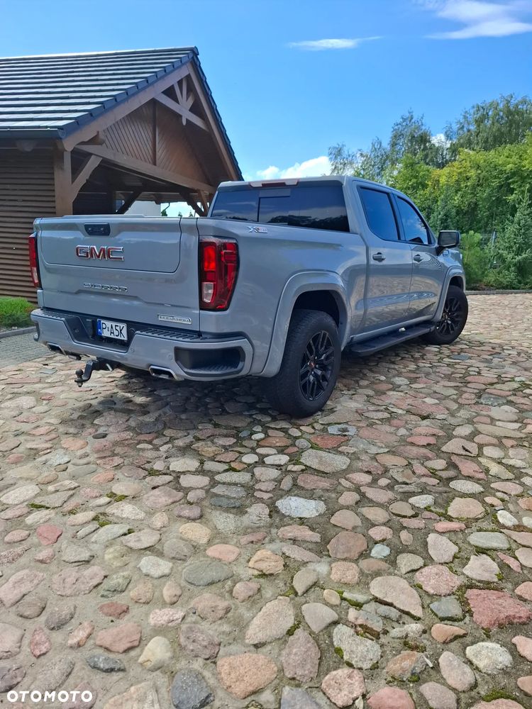 GMC Sierra - 4