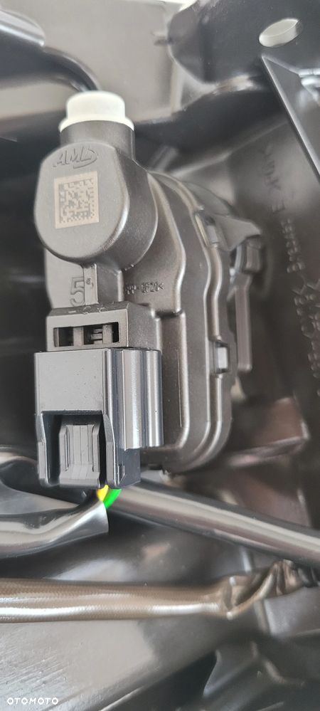 LAMPA LEWA PRZÓD NISSAN QASHQAI III J12 2021- KOITO 100-8D02F 26060-6HN2C - 12