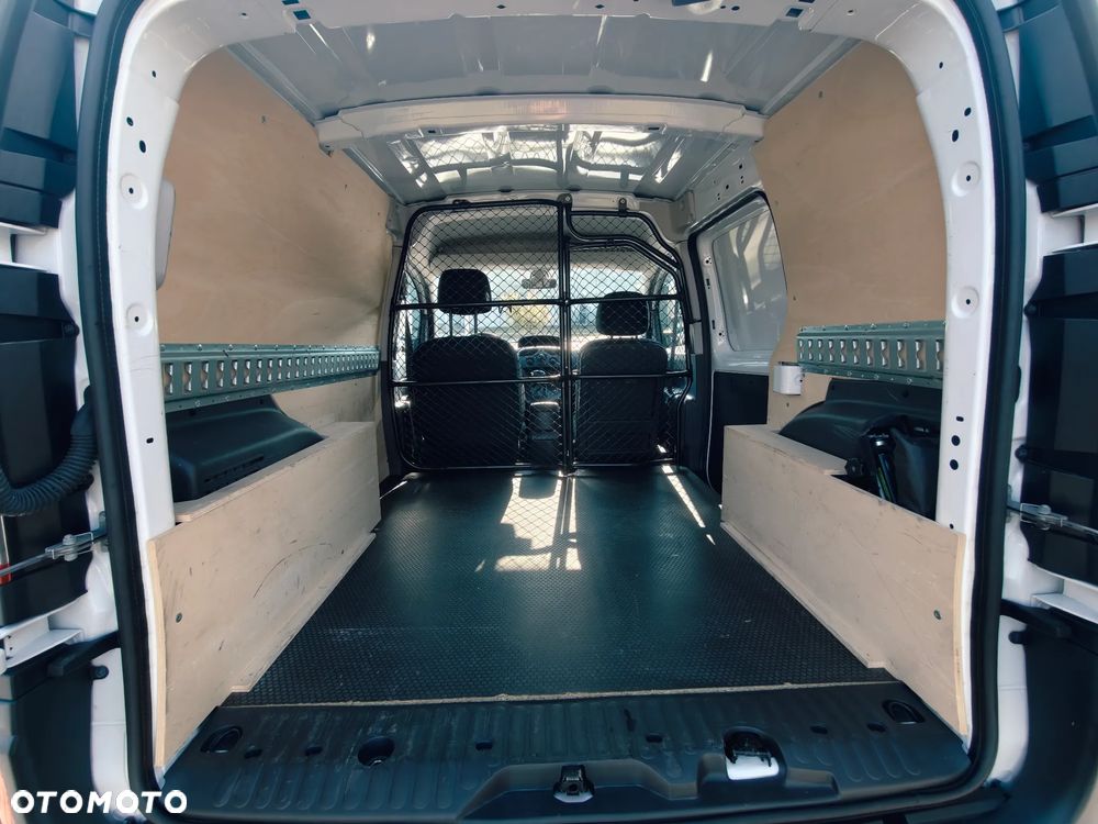 Renault KANGOO - 17