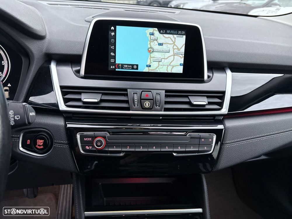 BMW 216 Active Tourer d Line Sport - 16