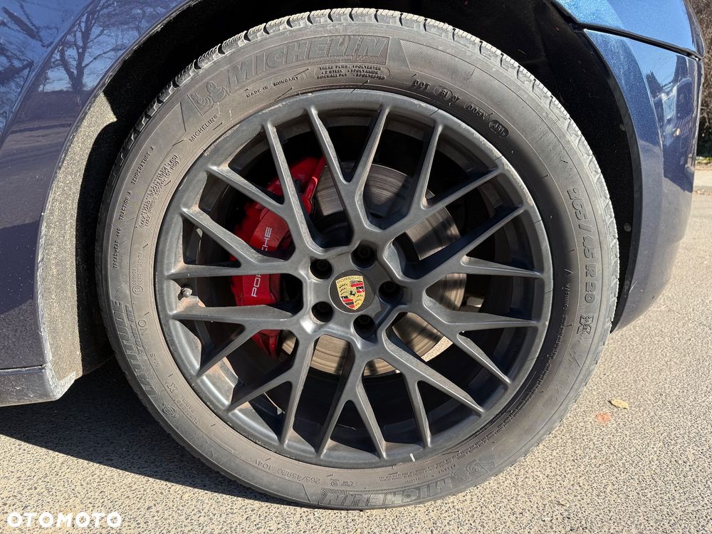 Porsche Macan GTS PDK - 13
