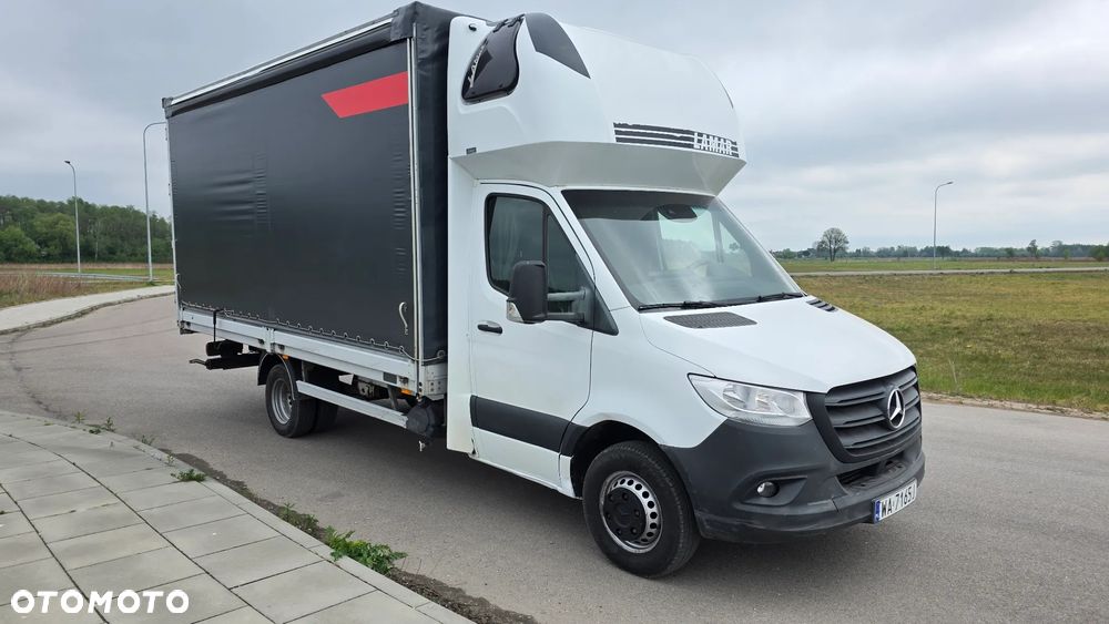 Mercedes-Benz Sprinter - 1