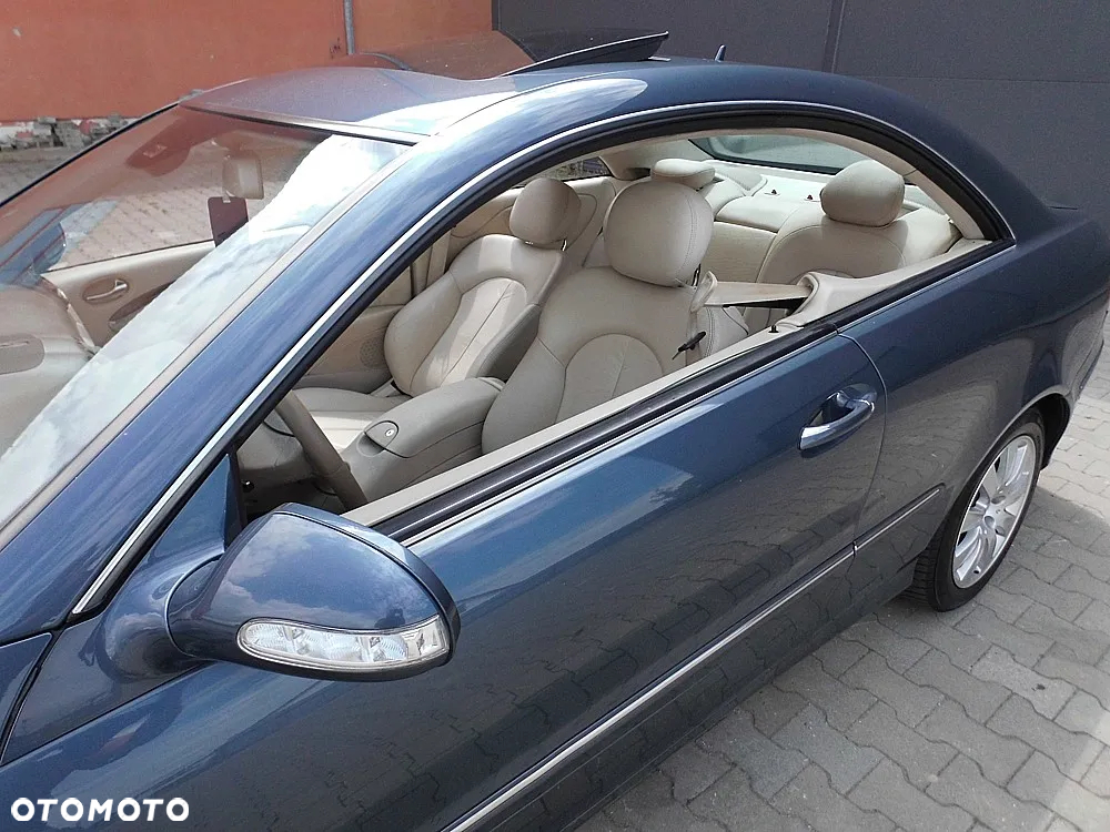Mercedes-Benz CLK Coupe 220 CDI Automatik Elegance - 26