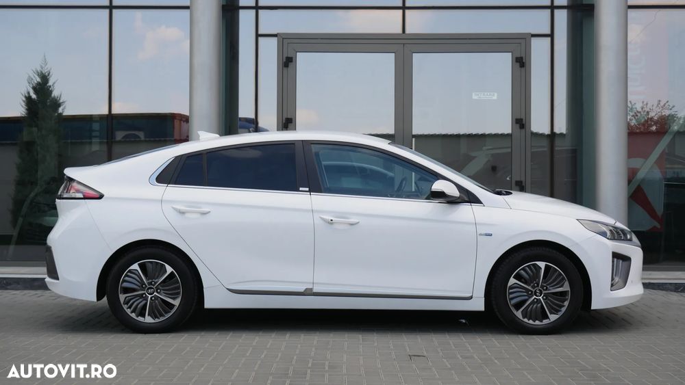 Hyundai IONIQ 1.6 GDI Premium - 12