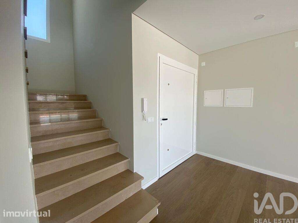 Casa / Villa T4 em Alfeizerão de 275,00 m2 - Grande imagem: 5/24