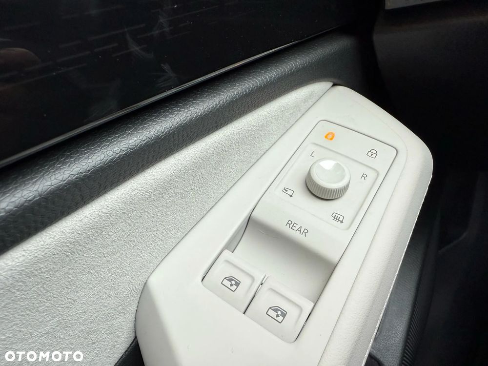 Volkswagen ID.7 77kWh Pro - 14