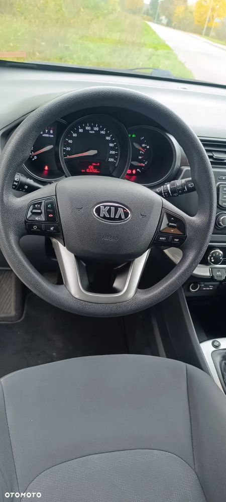 Kia Rio 1.2 Spirit - 8