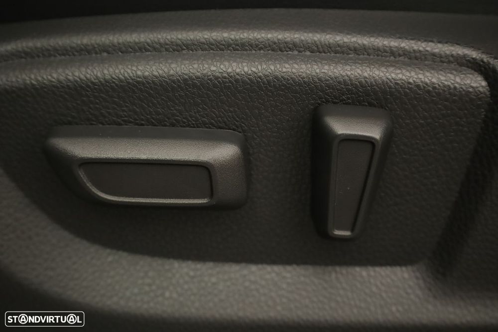 Mitsubishi Eclipse 2.4 PHEV eStyle — fotografia 21