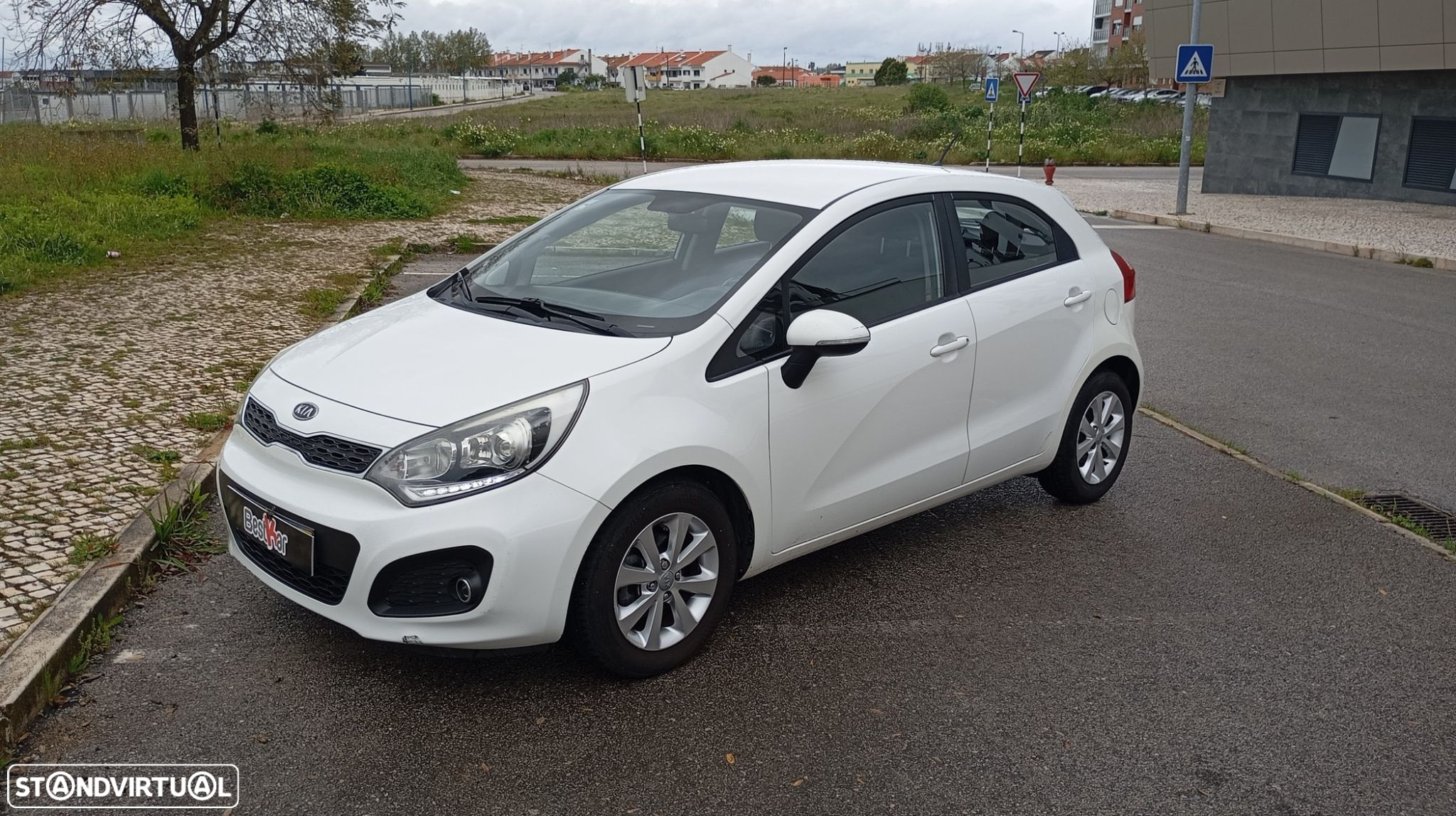 Kia Rio 1.2 CVVT LX - 3