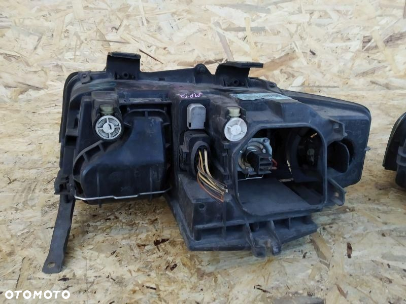 LAMPA REFLEKTOR LEWY PRZÓD LEWA AUDI A4 B6 MAŁYSZ - 12