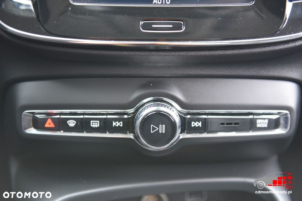 Volvo XC 40 - 29