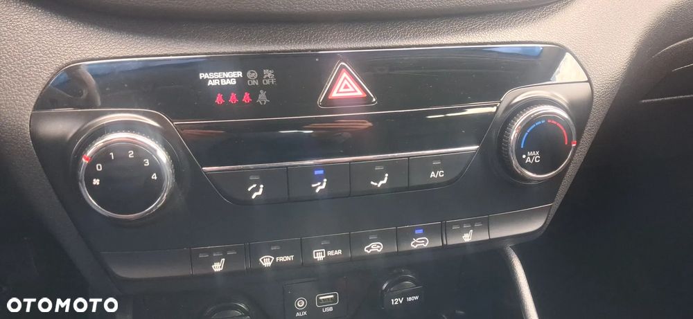 Hyundai Tucson blue 1.6 GDi 2WD Navi - 12