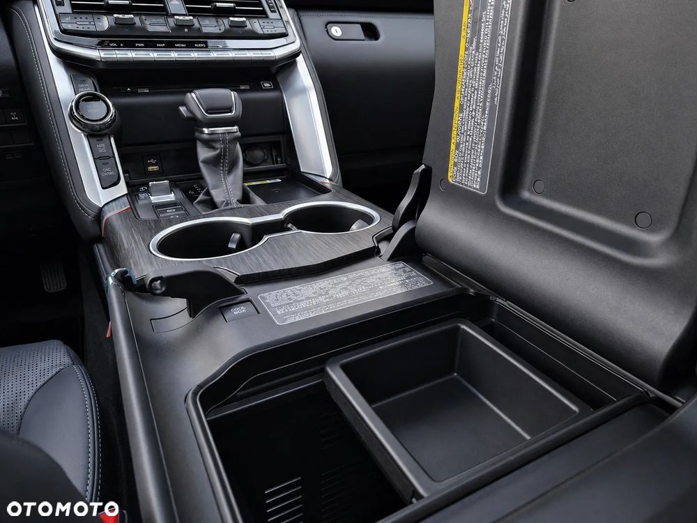 Toyota Land Cruiser - 27