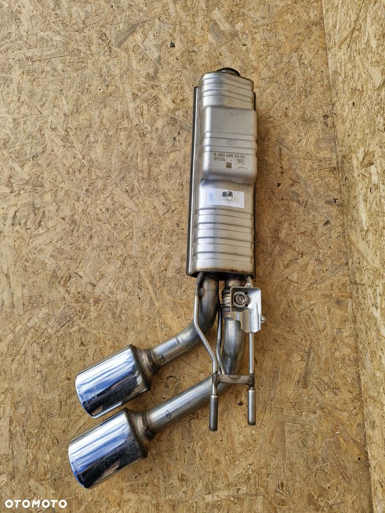 MERCEDES KLASA G 63 AMG TŁUMIK LEWY/PRAWY A4634900304/A4634900404 - 4