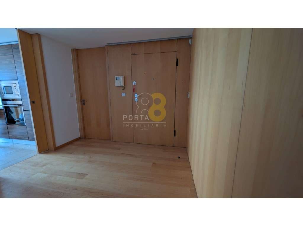 Apartamento T4 com vistas de rio inalteráveis - Vila Nova de Gaia - Grande imagem: 3/25