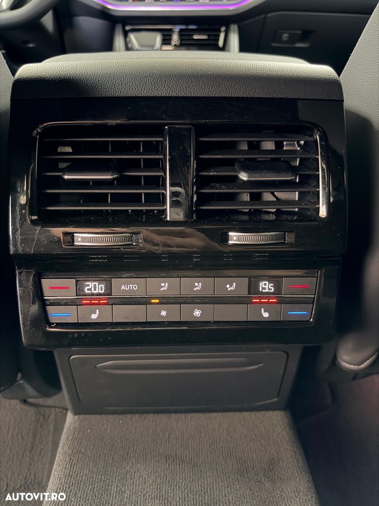 Volkswagen Touareg 3.0 V6 TDI 4Motion DPF Automatik R-Line - 18