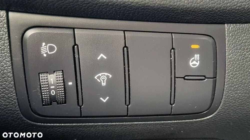 Kia Ceed - 16