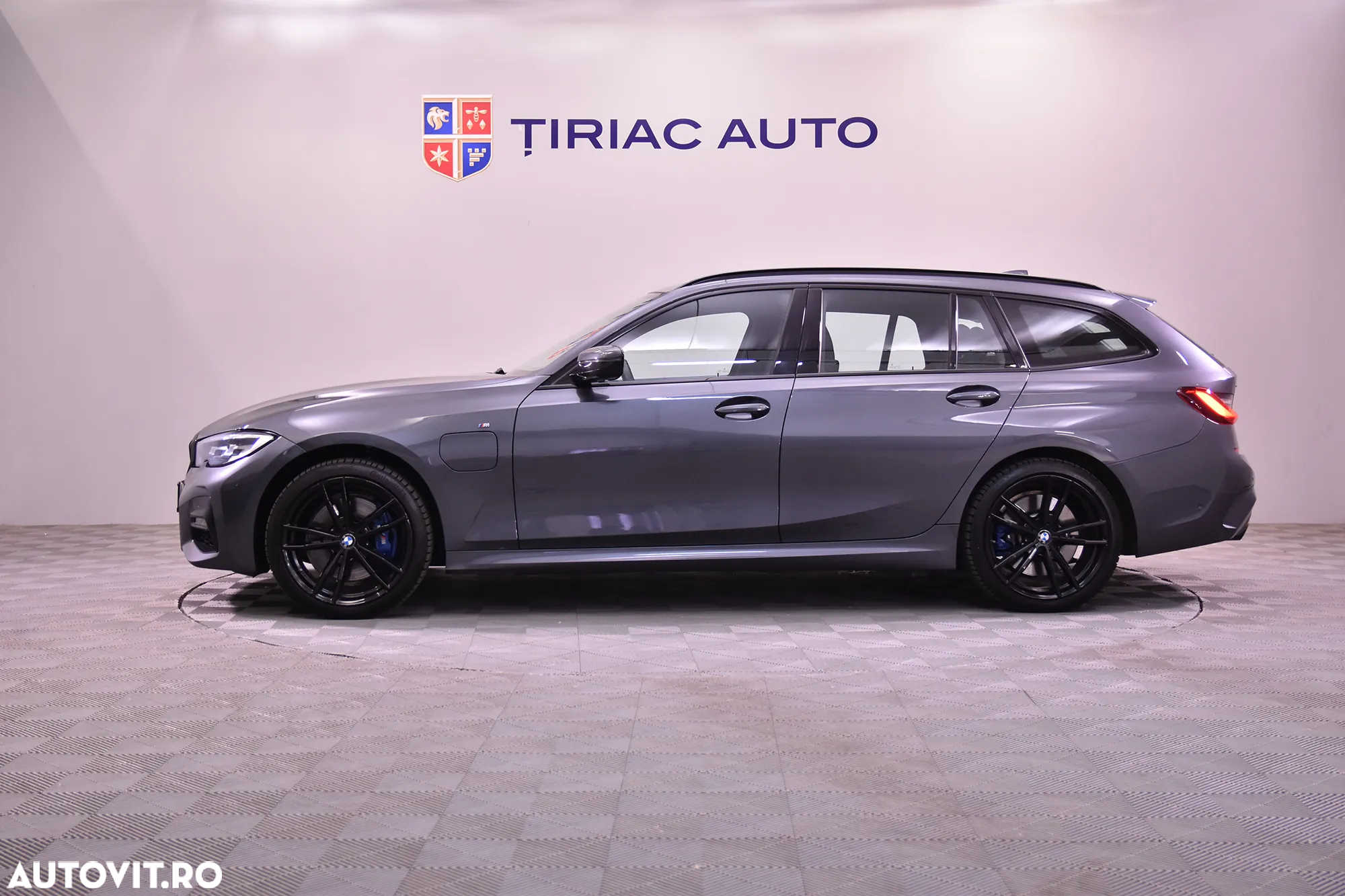 BMW Seria 3 330e Touring xDrive Aut. M Sport - 2