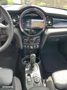 MINI Cooper SE Essential Trim - 11