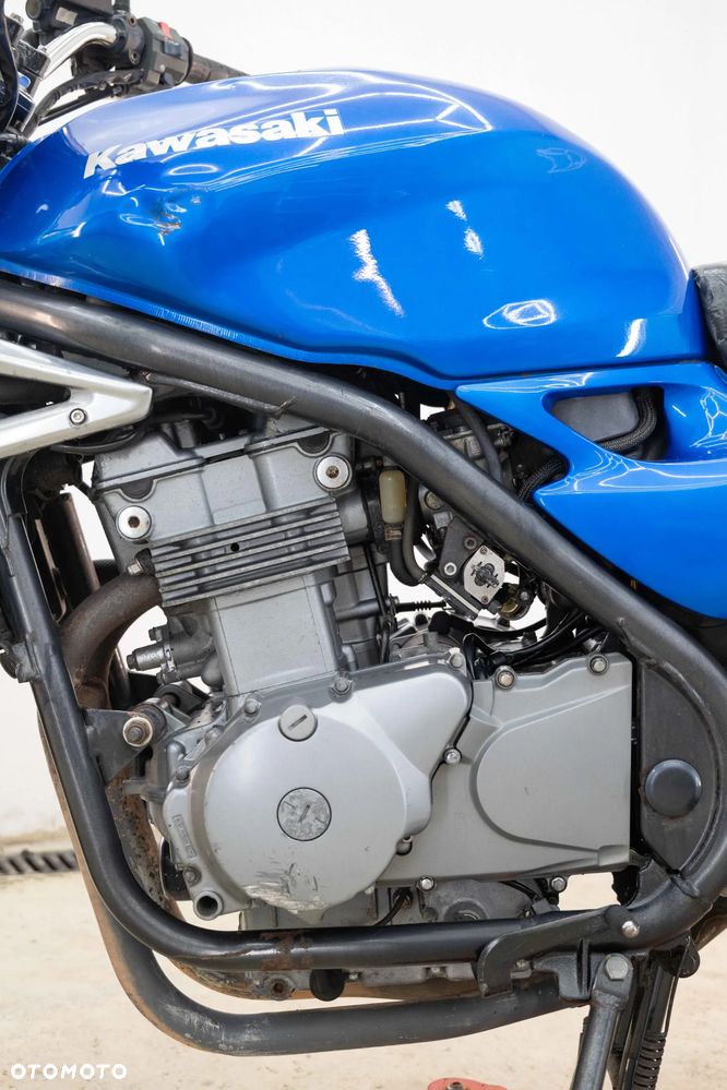 Kawasaki ER - 12