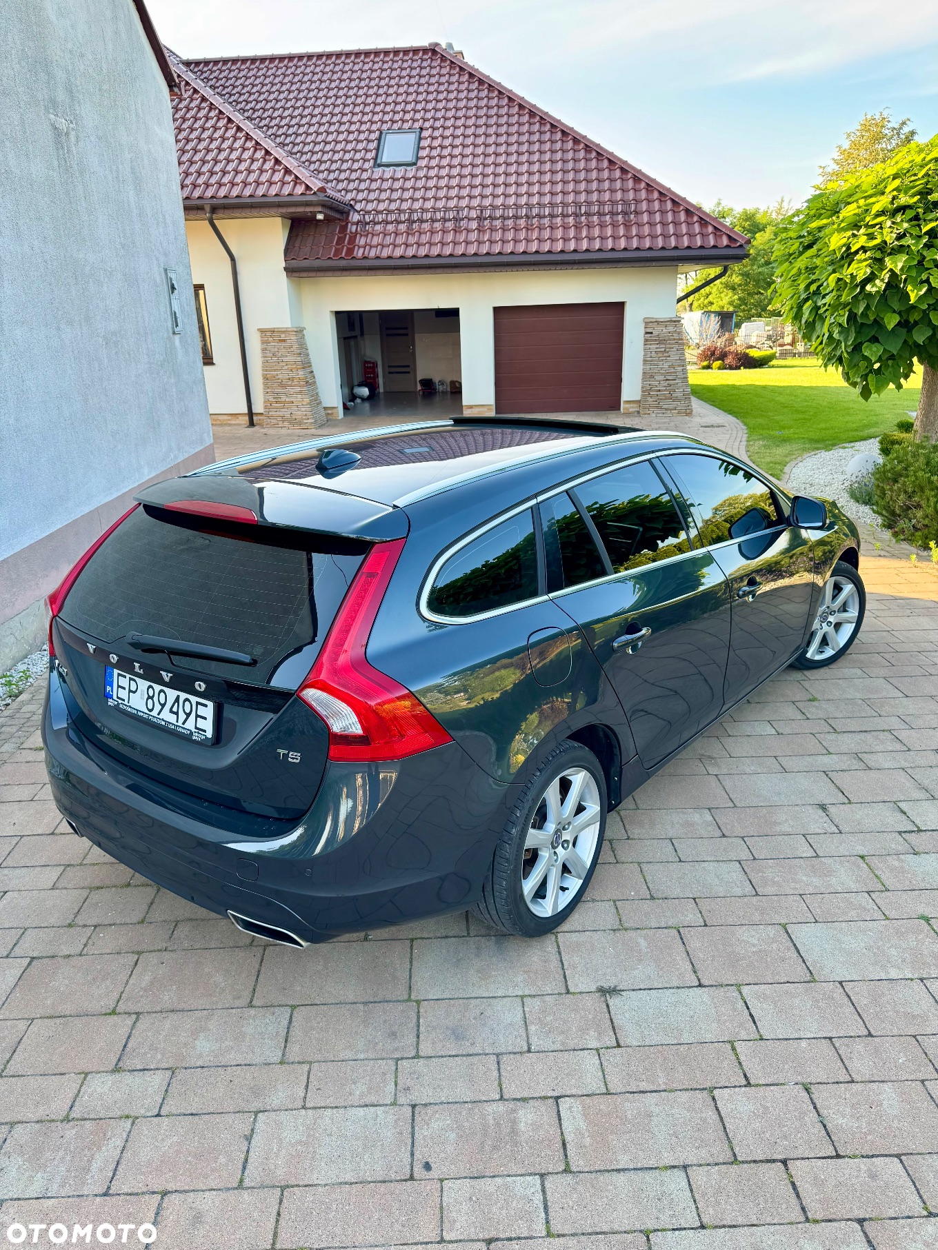 Volvo V60 T5 Drive-E Momentum - 4