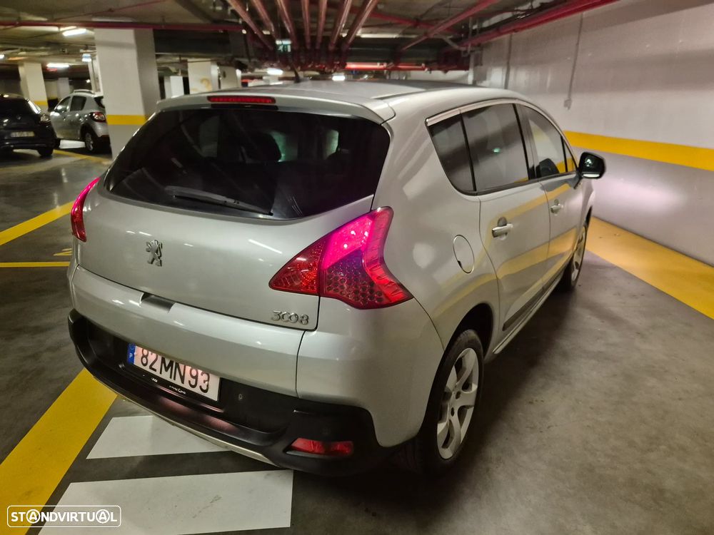 Peugeot 3008 1.6 HDi Sport - 11