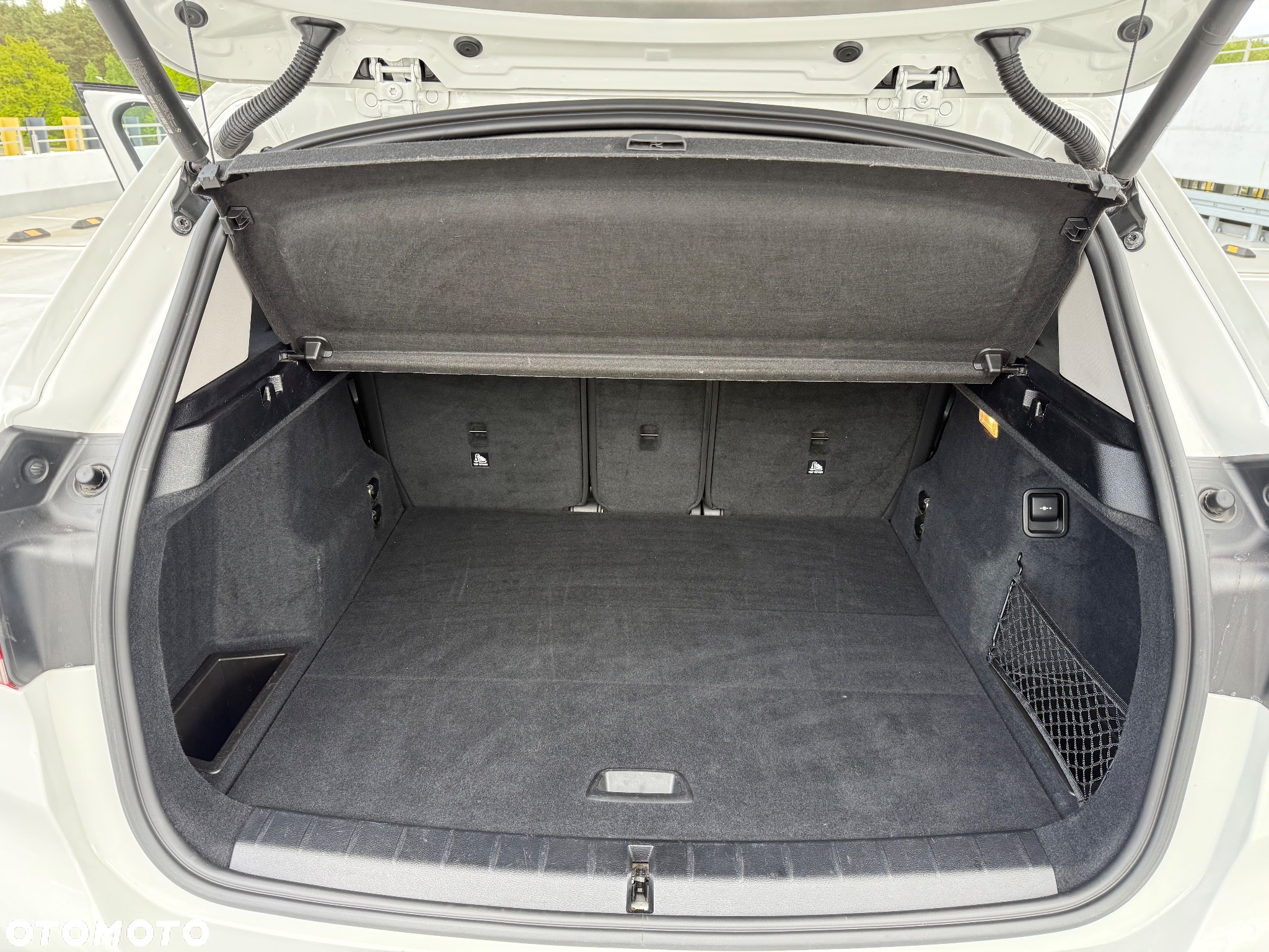 BMW X1 sDrive18i Advantage - 16