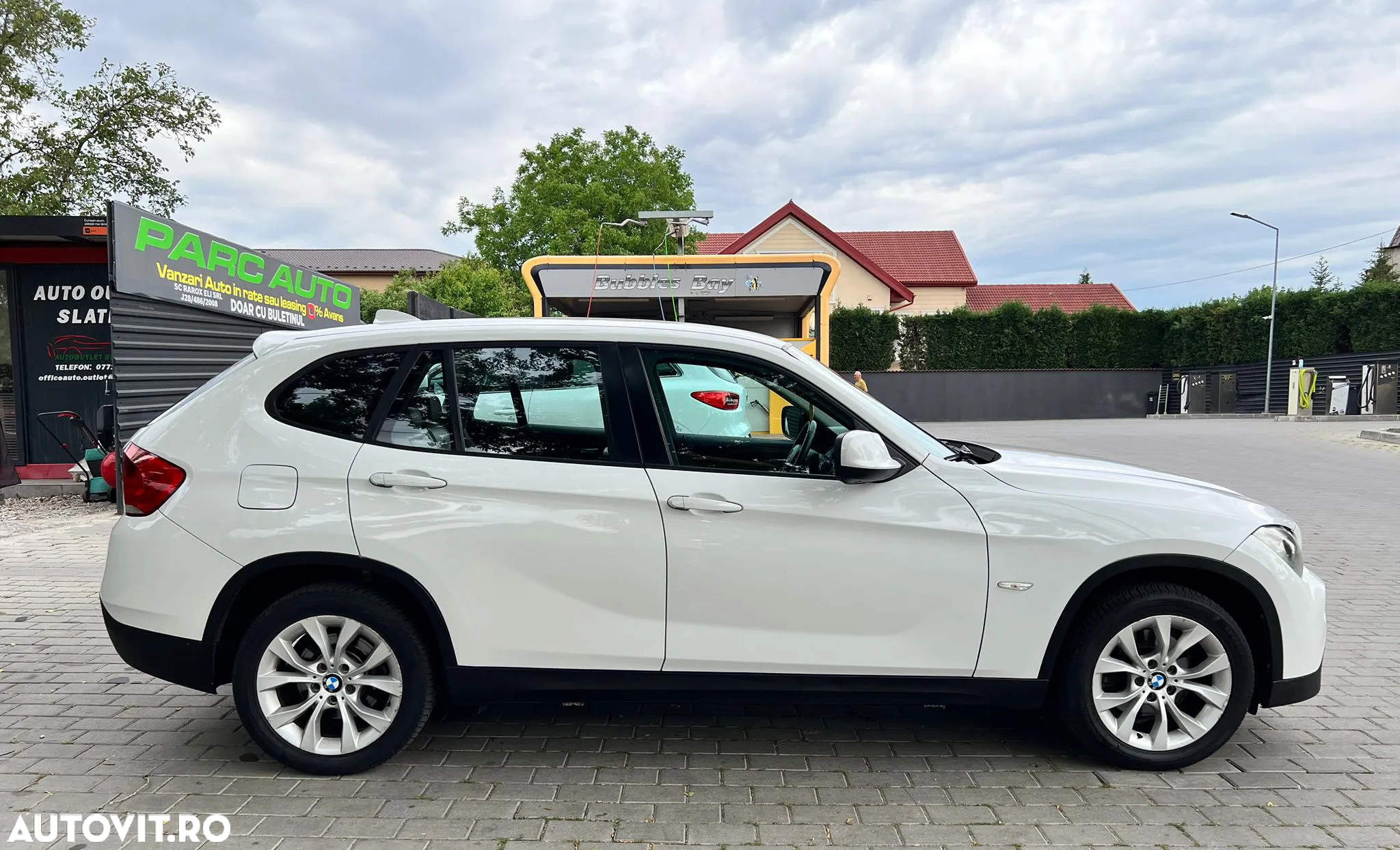 BMW X1 sDrive18d xLine - 10