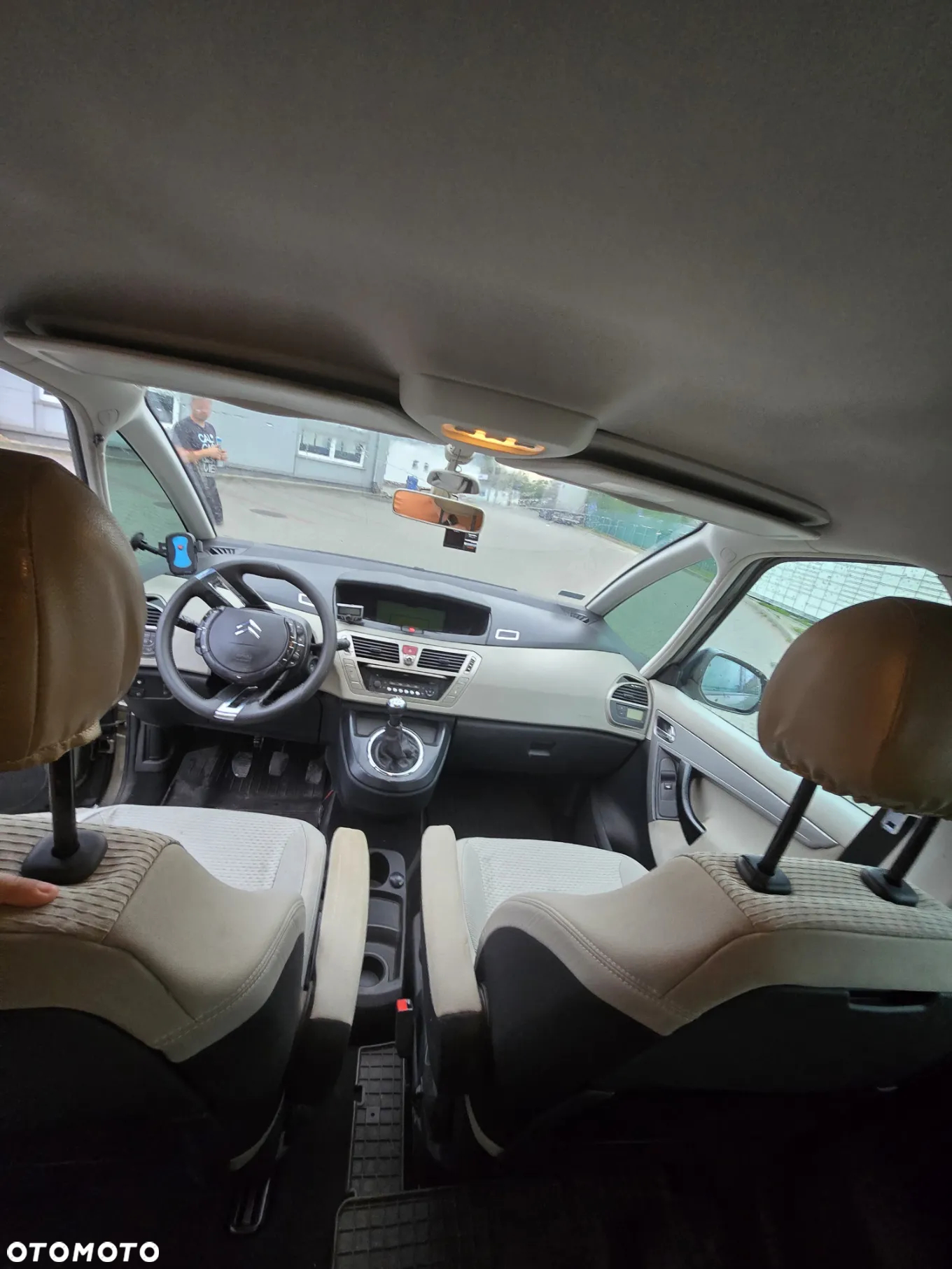 Citroën C4 Picasso 1.8 16V Confort - 24