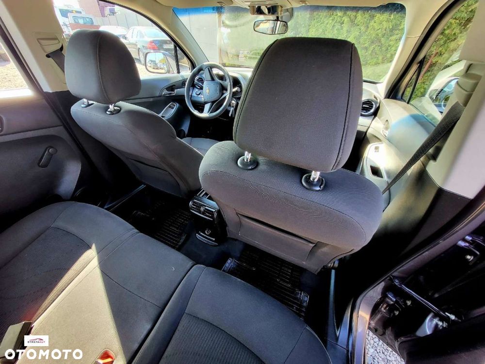 Chevrolet Orlando - 19