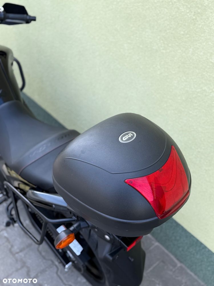 Suzuki DL - 21