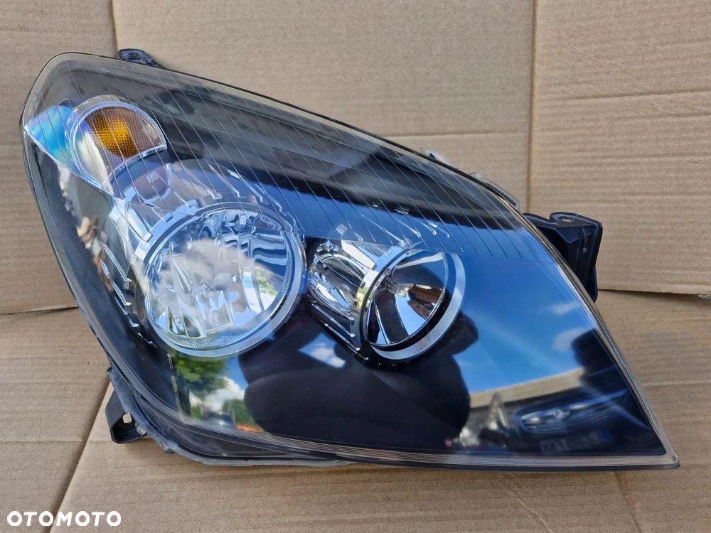 Lampa przednia prawa Opel Astra H III GTC CABRIO EUROPA - 6