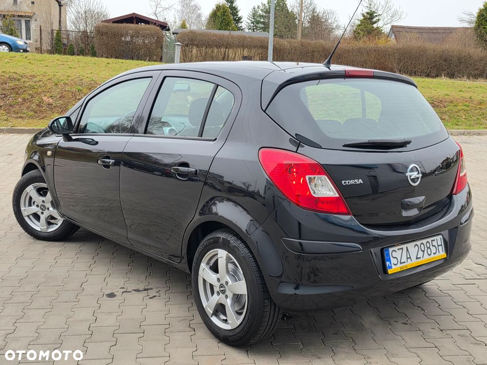 Opel Corsa - 4