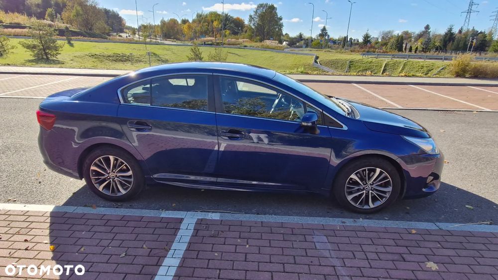 Toyota Avensis 2.0 D-4D Prestige - 10