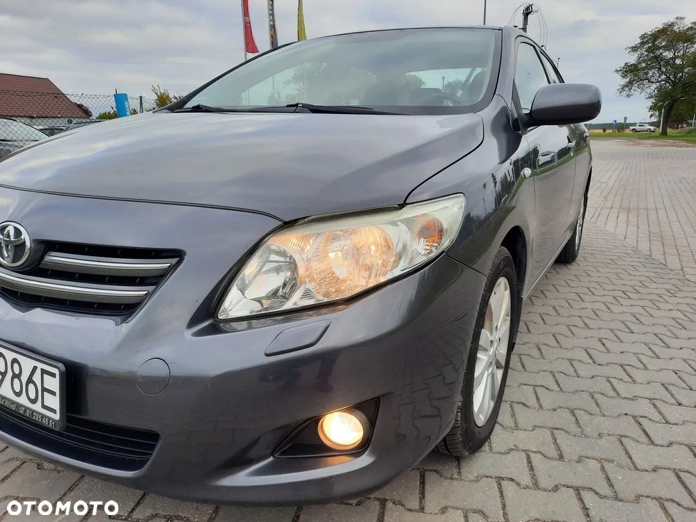 Toyota Corolla 1.6 VVT-i Premium - 13