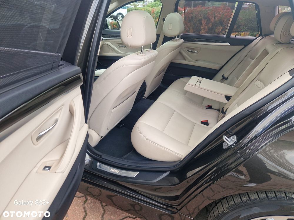 BMW Seria 5 535d xDrive Sport-Aut Luxury Line - 21