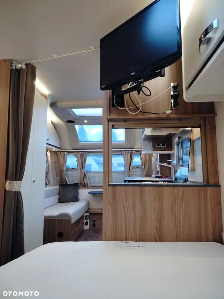 SWIFT Charisma 470 - 12