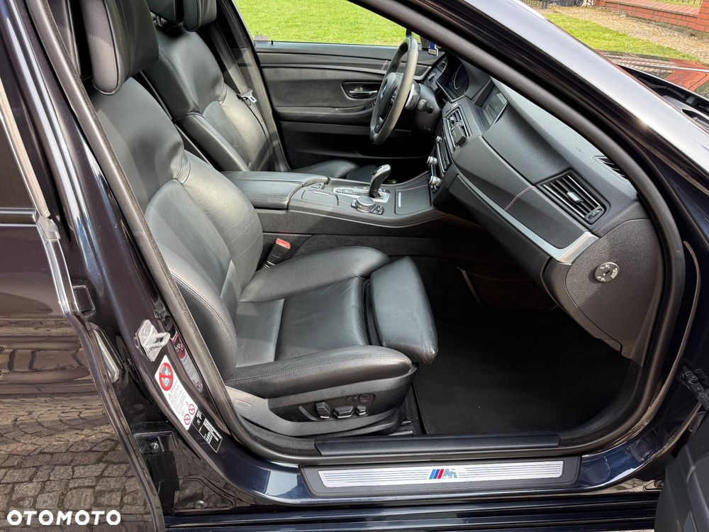 BMW Seria 5 530d xDrive Sport-Aut Luxury Line - 19