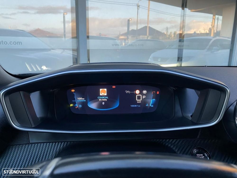 Peugeot 2008 1.2 PureTech GT EAT8 - 45