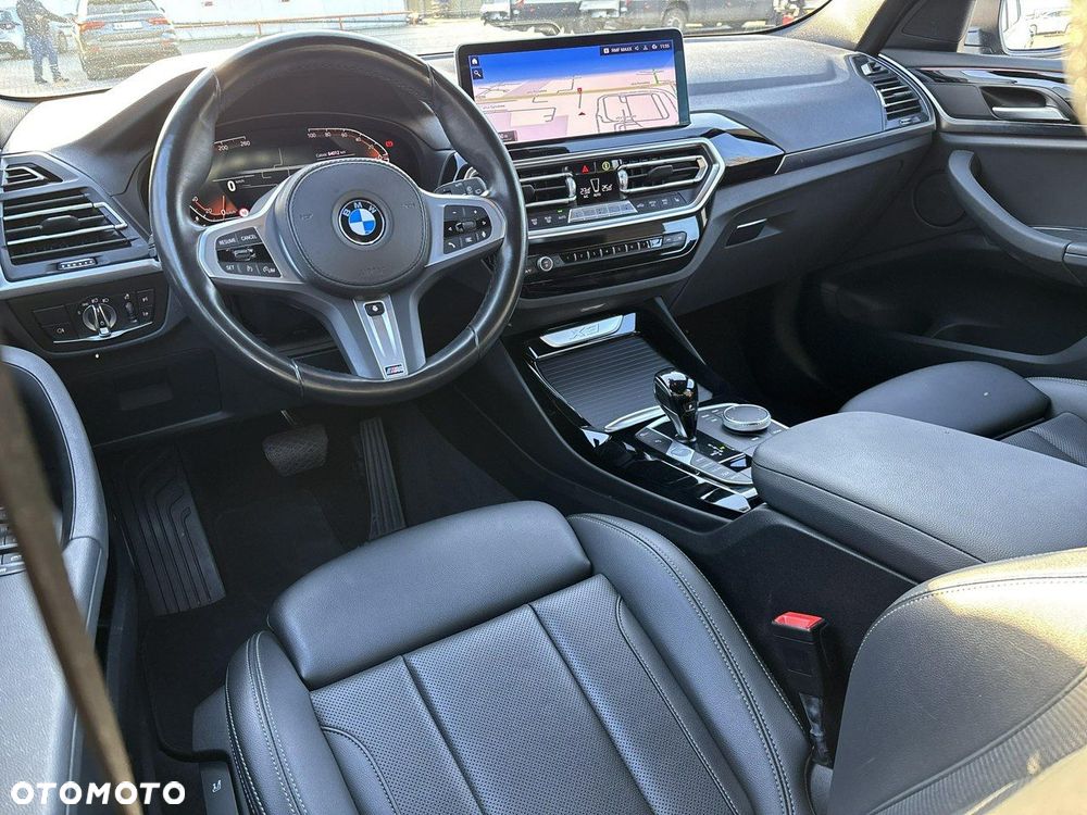 BMW X3 xDrive20i mHEV - 13