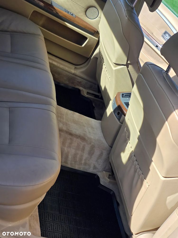 BMW Seria 7 735Li - 7