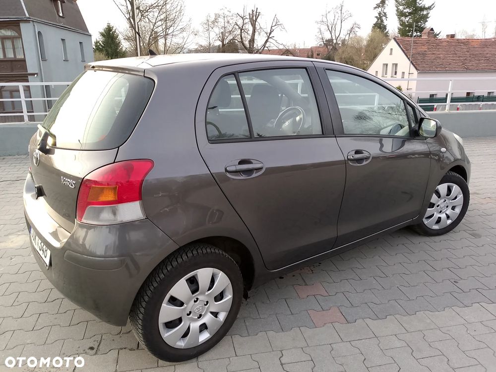 Toyota Yaris 1.0 VVT-i Comfort - 7