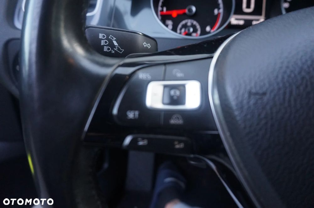 Volkswagen Golf 1.6 TDI (BlueMotion Technology) DSG Comfortline - 14