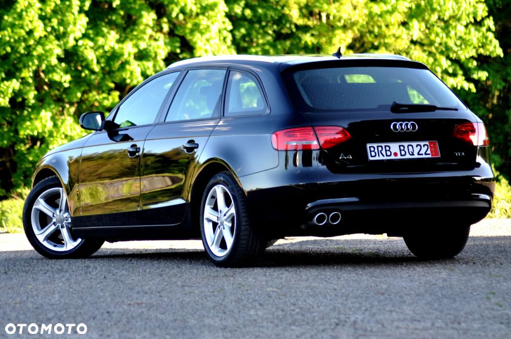Audi A4 Avant 2.0 TDI ultra - 8