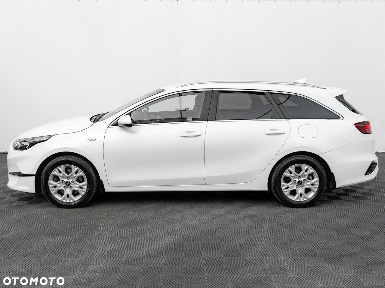 Kia Ceed 1.5 T-GDI M DCT - 10